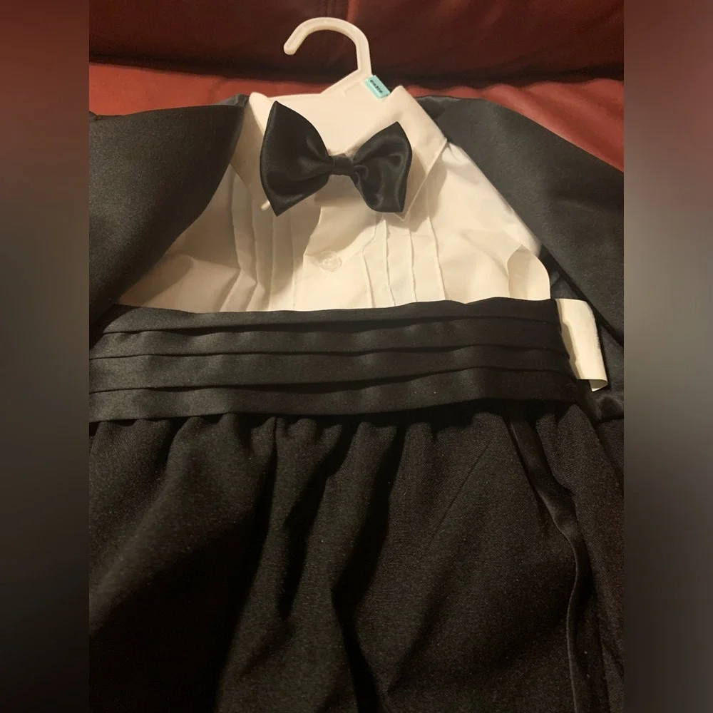 Baby 5-pc black tuxedo. - Picture 3 of 3